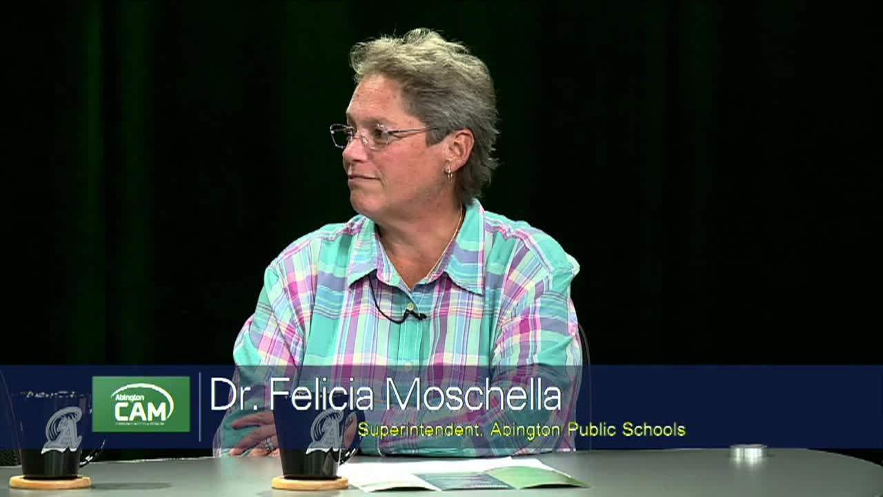 Community Chat feat. Dr. Felicia Moschella & Melanie Savicke